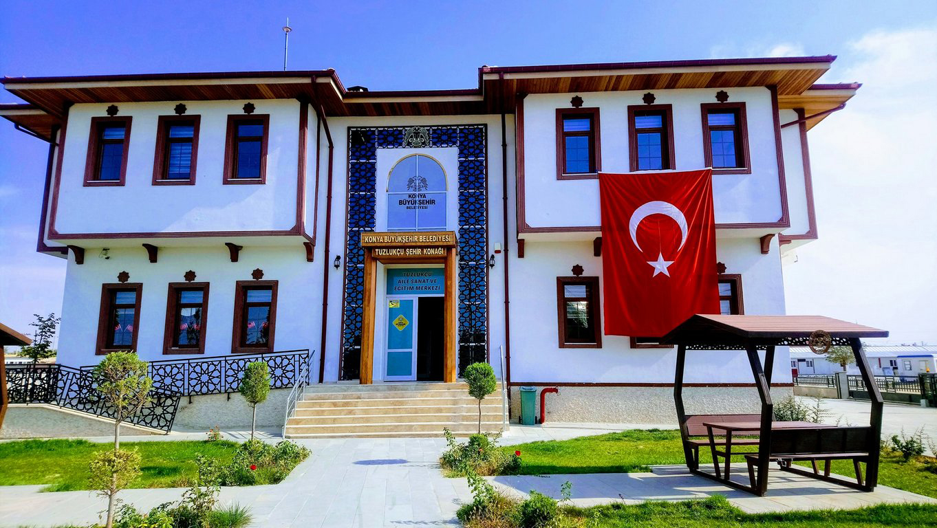 Tuzlukçu Şehir Konağı